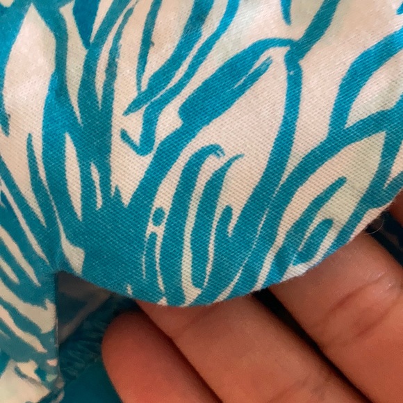 Size 0 Lilly Pulitzer Buttercup Shorts - Picture 3 of 7